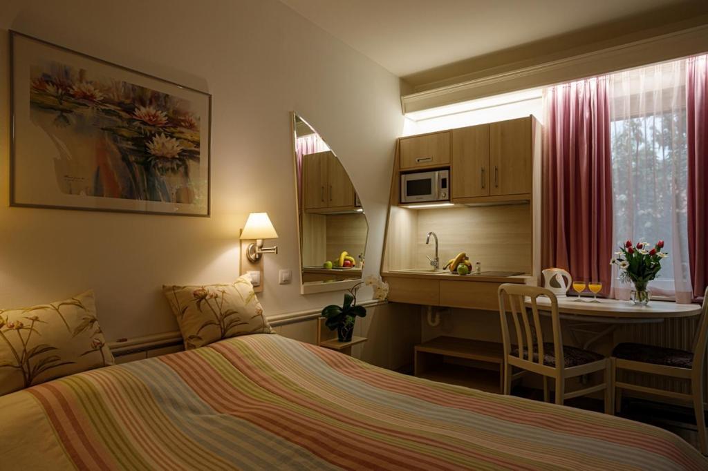 Fabian Panzio Hotel Kecskemét Eksteriør billede
